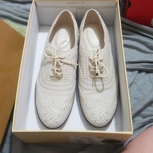 Woman's Shoes